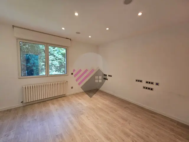 Pis de 4 habitacions a Andorra la Vella, foto 34 de 40