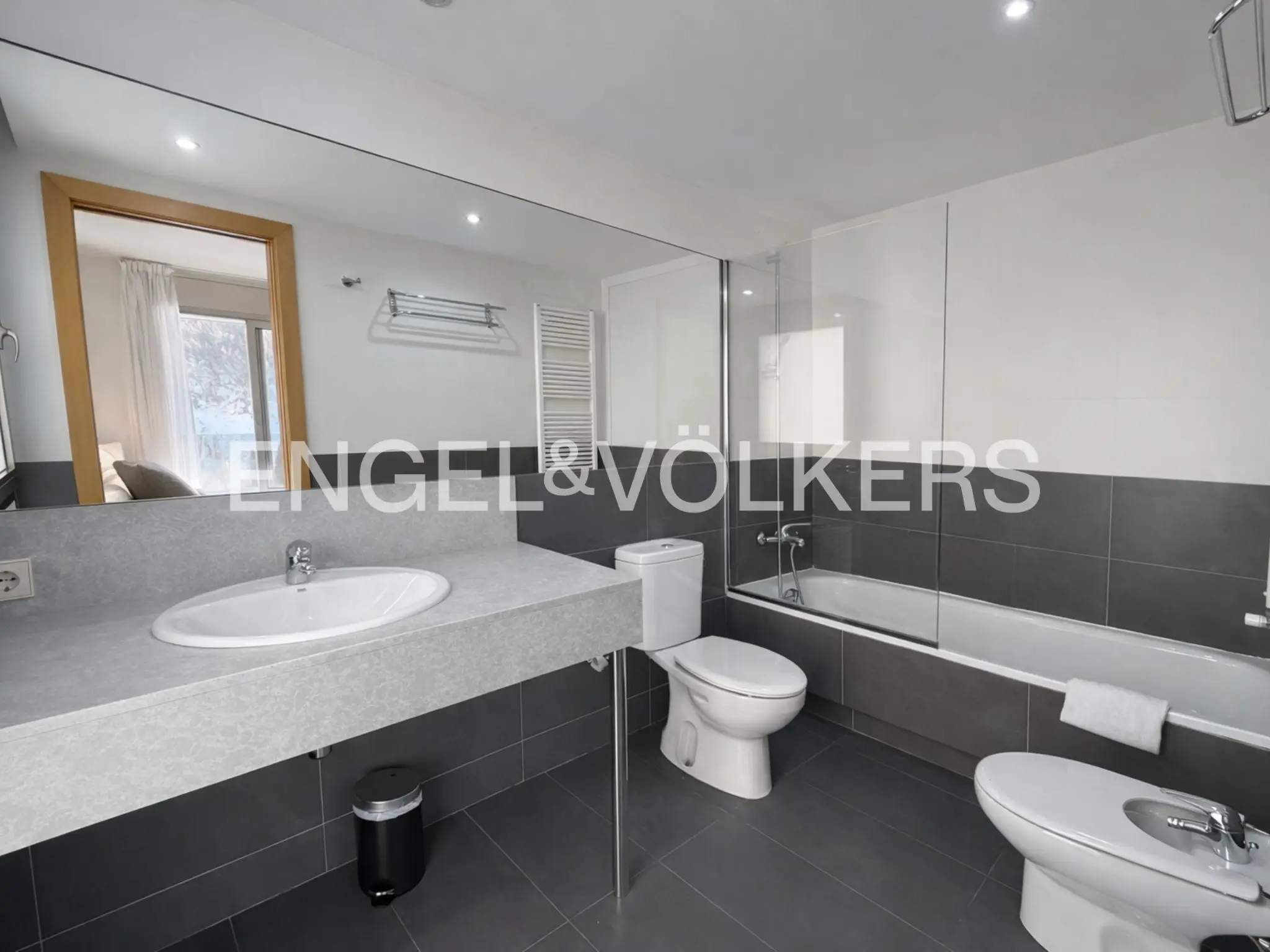 Piso de 2 habitaciones en Canillo, foto 3 de 15