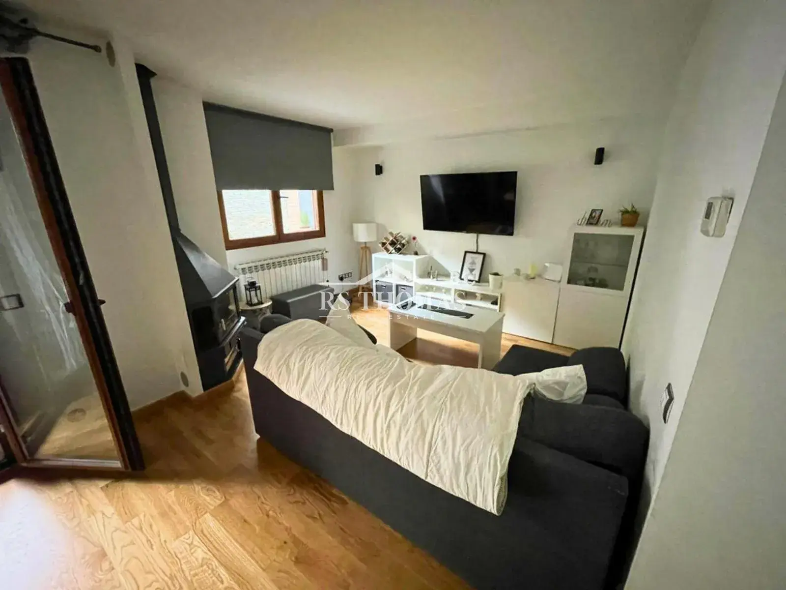 Piso de 2 habitaciones en Ordino, foto 3 de 16