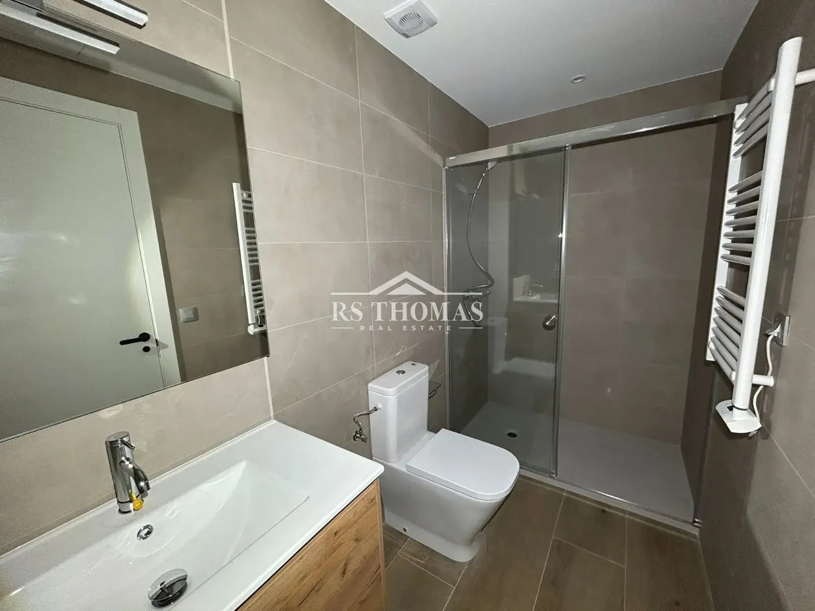 Piso de 2 habitaciones en Escaldes-Engordany, foto 12 de 30