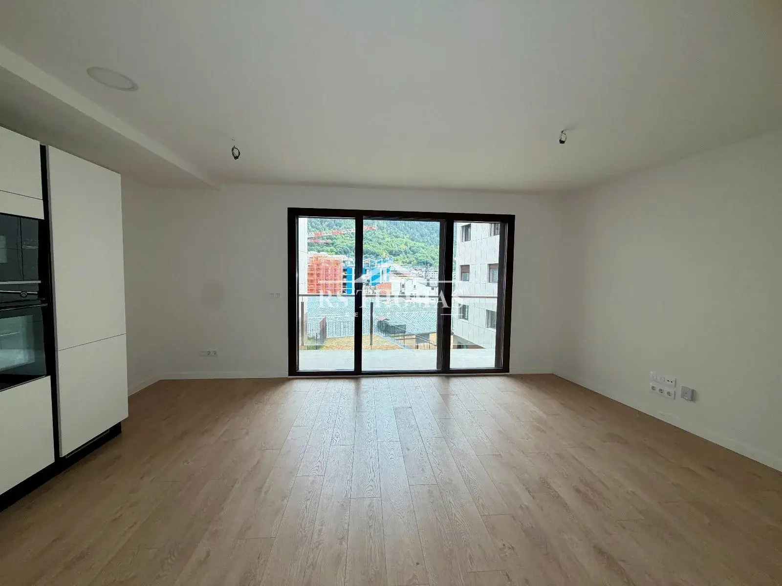 Piso de 3 habitaciones en Encamp, foto 3 de 25