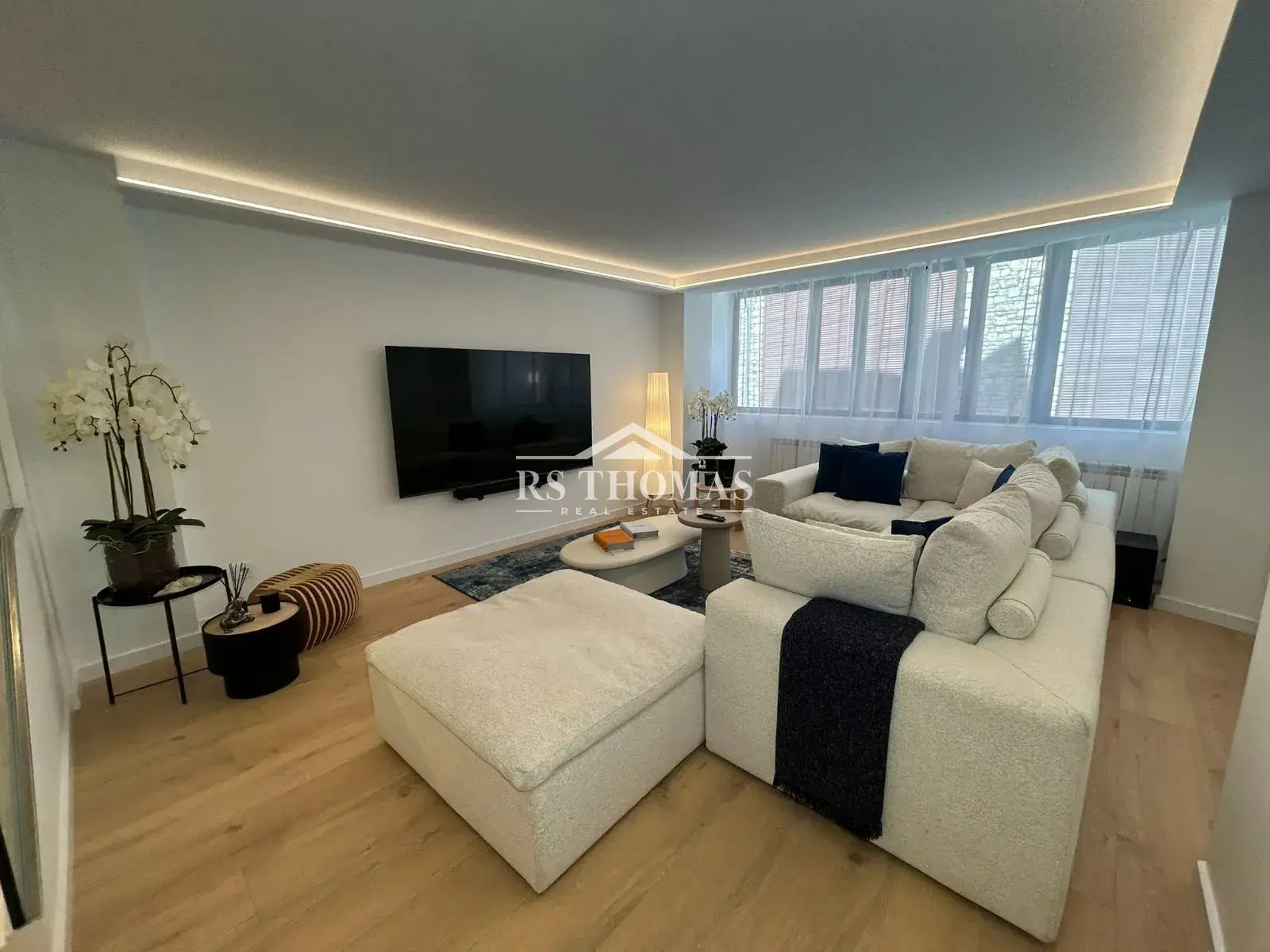 Apartamento de 5 habitaciones en Andorra la Vella, foto 1 de 68