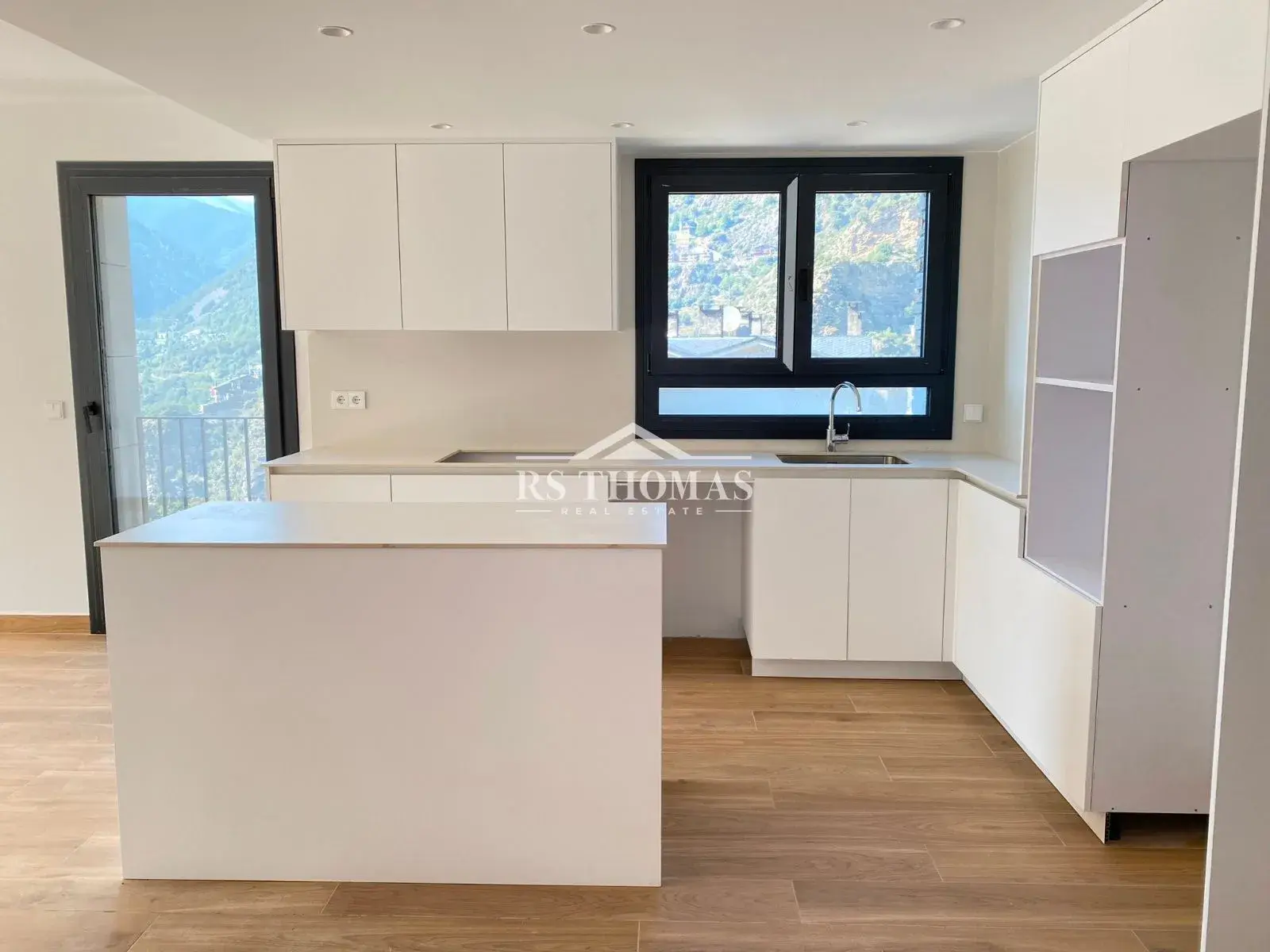 Piso de 3 habitaciones en Escaldes-Engordany, foto 16 de 32