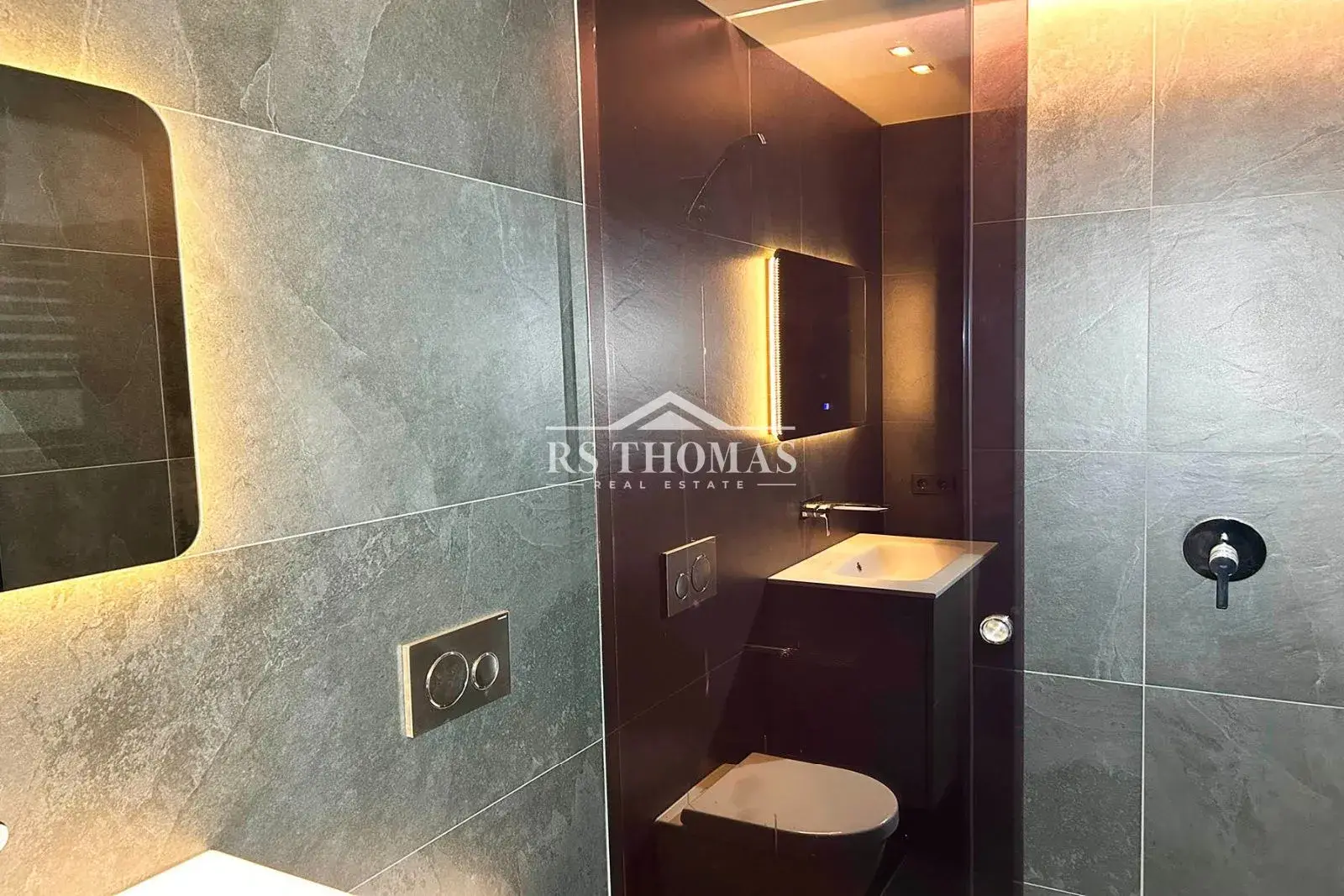 Piso de 2 habitaciones en Andorra la Vella, foto 26 de 36