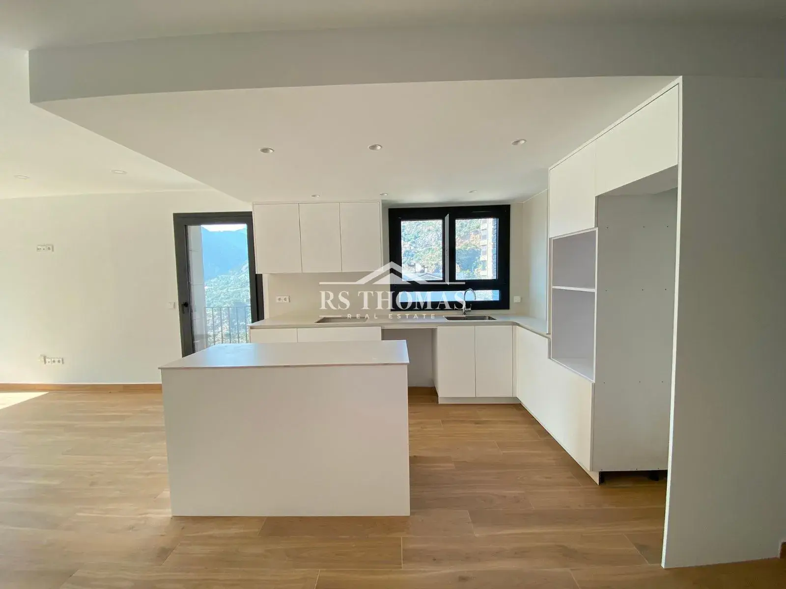Piso de 3 habitaciones en Escaldes-Engordany, foto 15 de 32