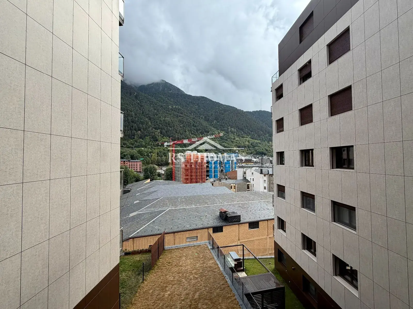 Piso de 3 habitaciones en Encamp, foto 6 de 32