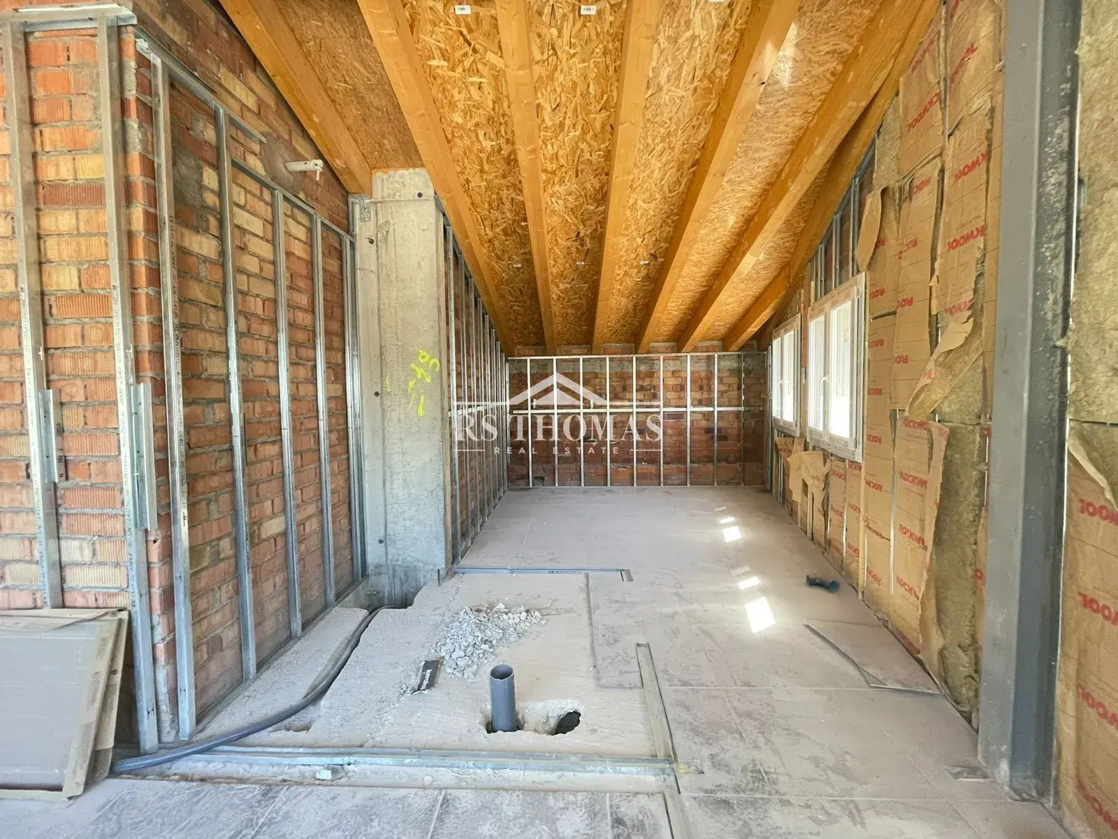 Edificio en Sant Julià de Lòria, foto 13 de 32