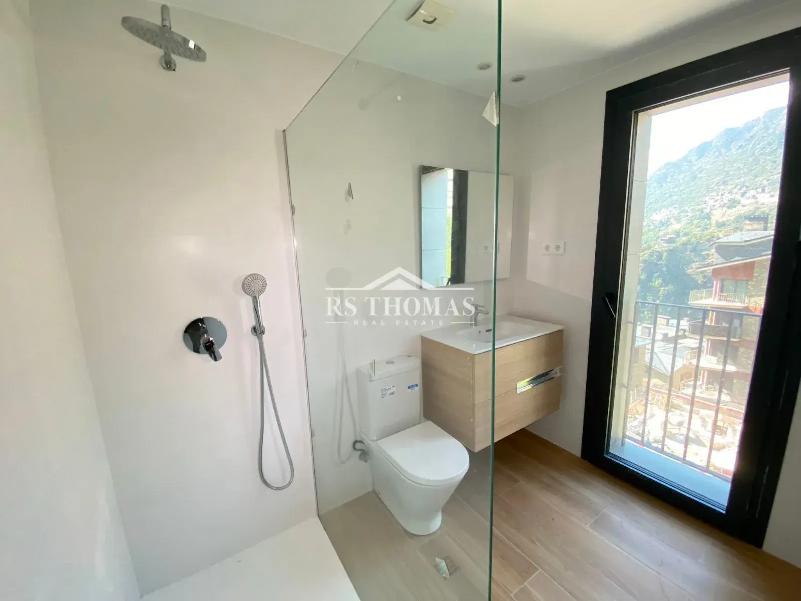 Piso de 3 habitaciones en Escaldes-Engordany, foto 25 de 32