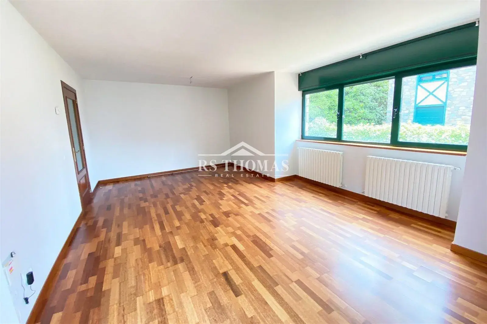 Piso de 4 habitaciones en Sant Julià de Lòria, foto 3 de 32