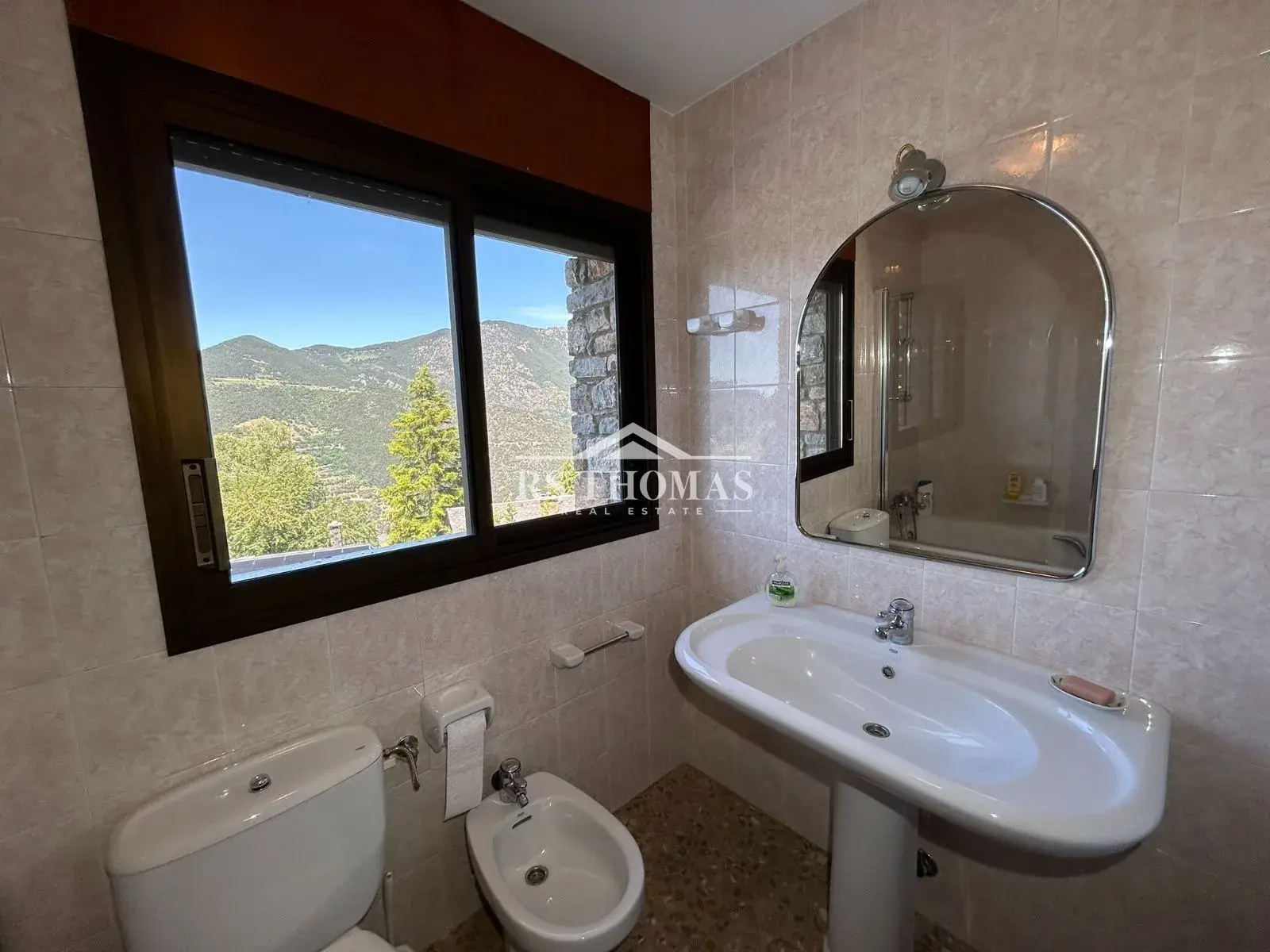 Chalet de 7 habitaciones en Sant Julià de Lòria, foto 25 de 40