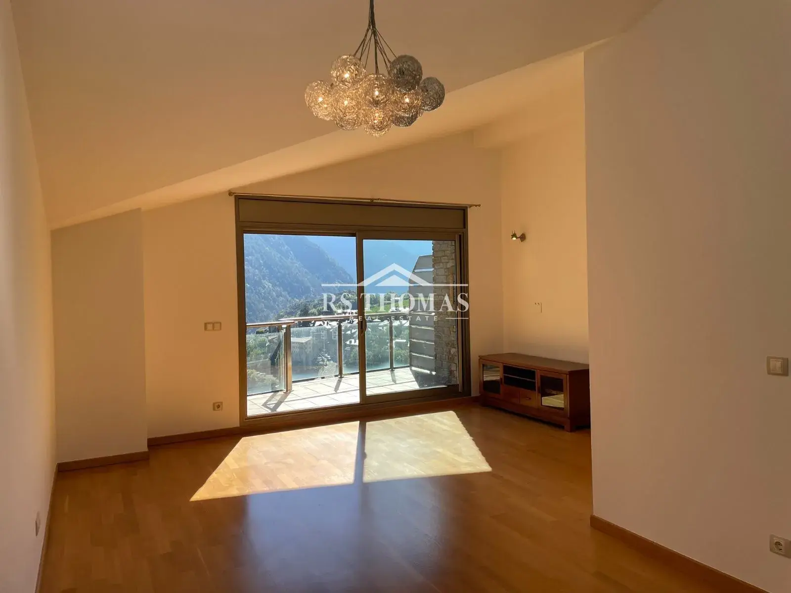 Apartament de 2 habitacions a Encamp, foto 9 de 32