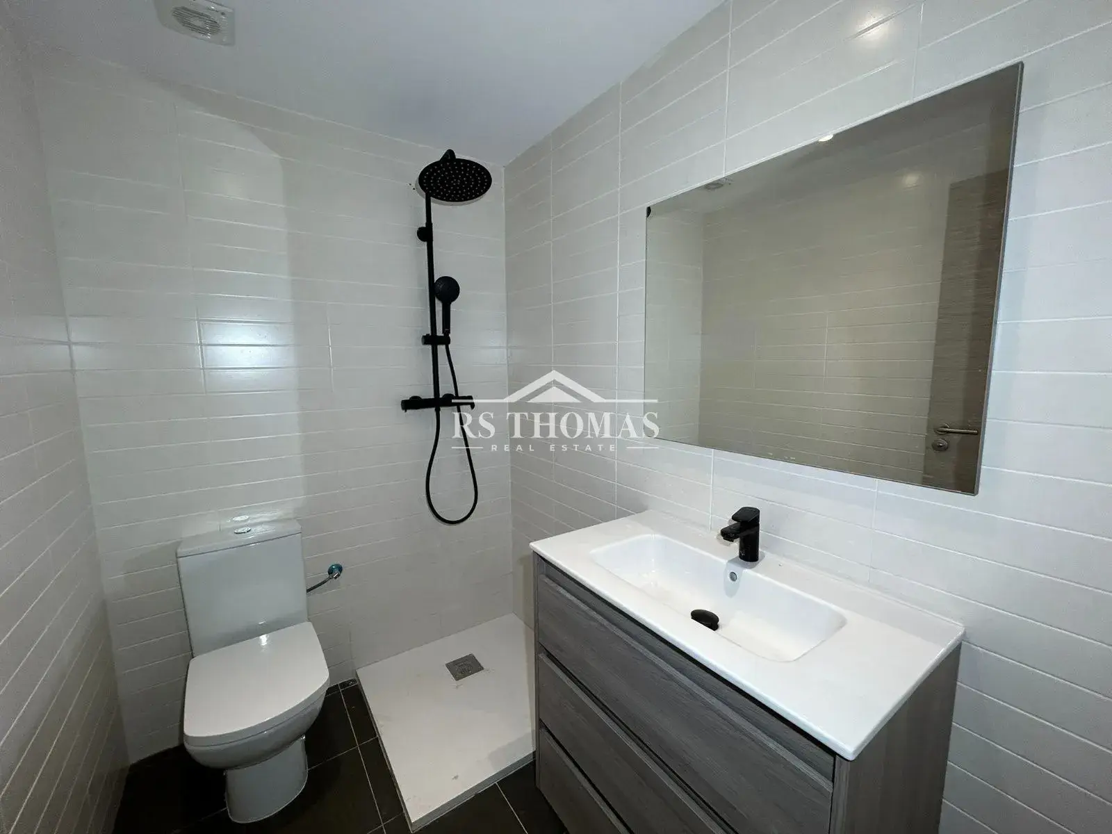 Piso de 1 habitación en Canillo, foto 6 de 9