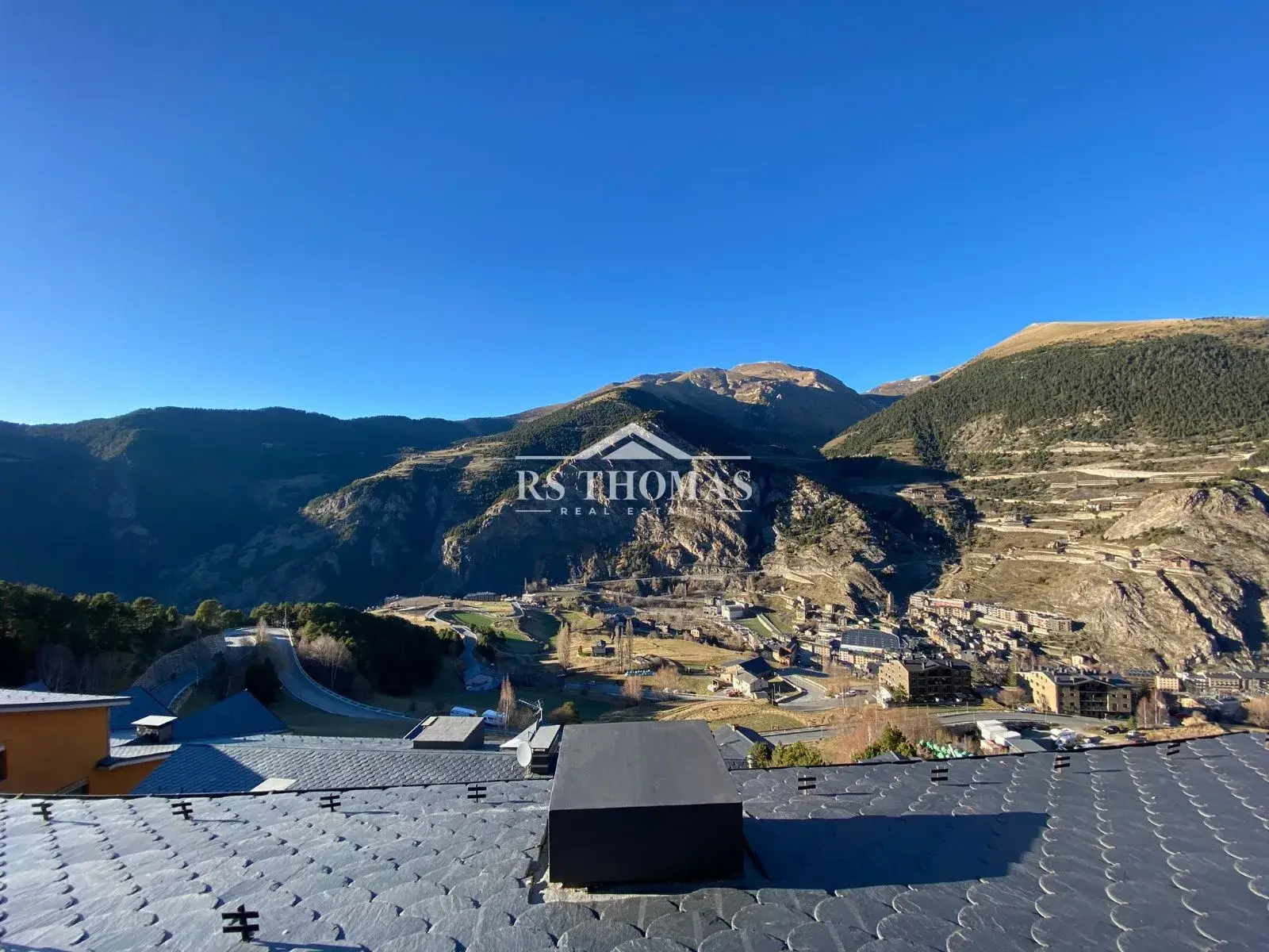 Apartment with 2 bedrooms in Canillo, photo 10 of 19