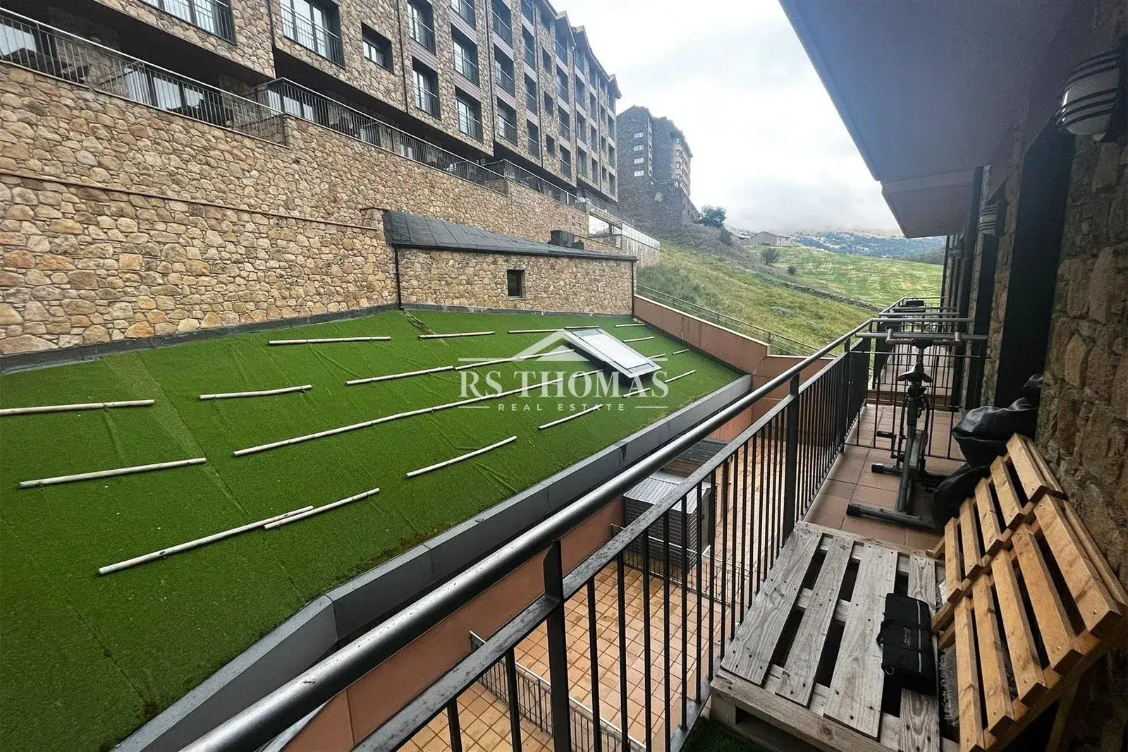Flat with 2 bedrooms in Canillo, photo 11 of 12