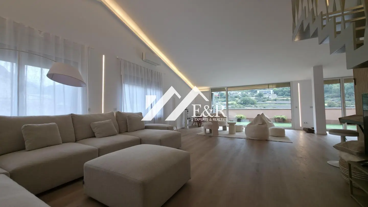 Apartamento de 4 habitaciones en Andorra la Vella, foto 1 de 38