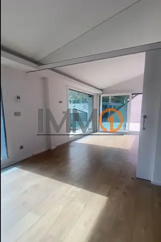 Apartamento de 4 habitaciones en Escaldes-Engordany, foto 2 de 37