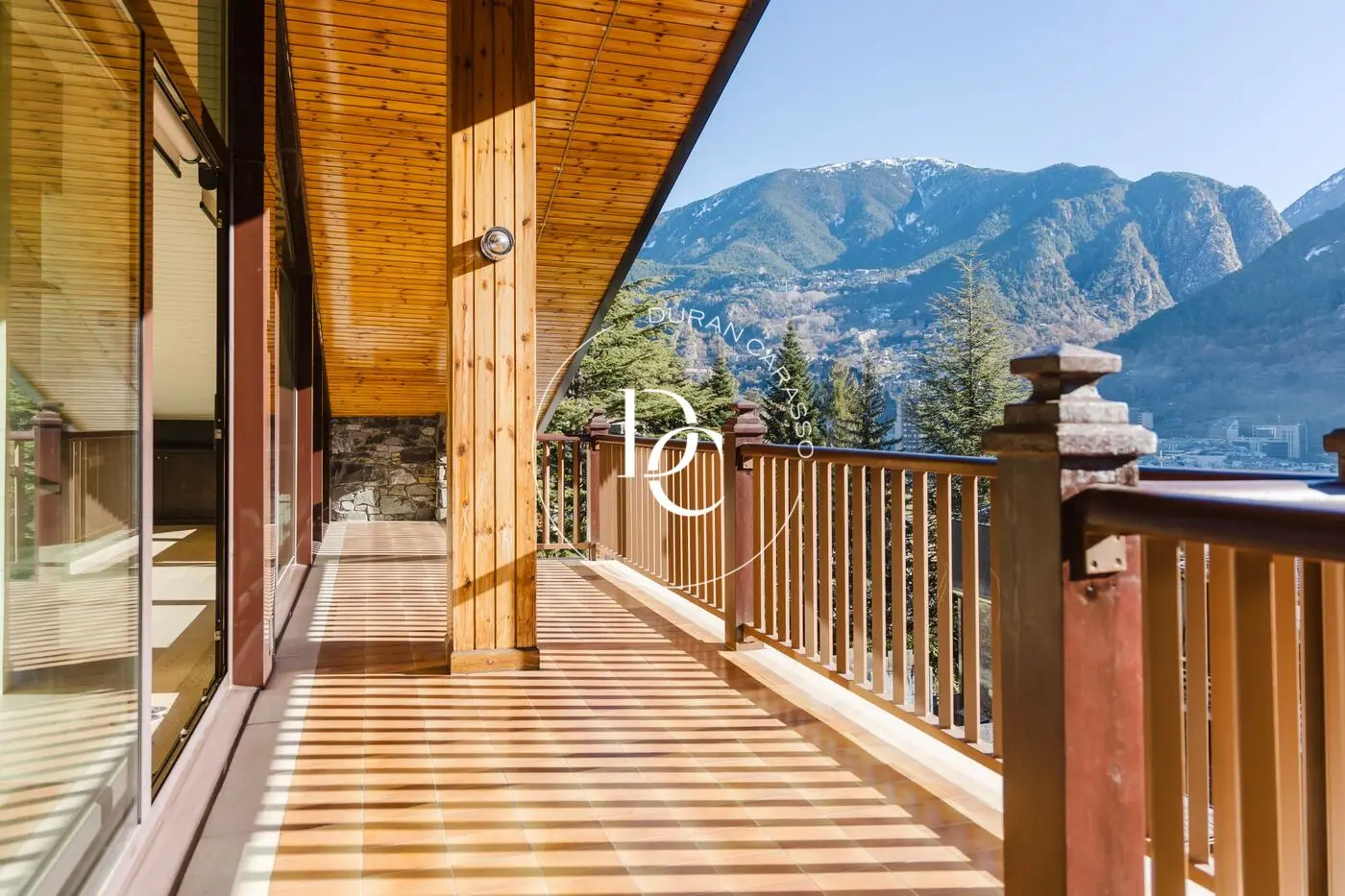 Chalet de 6 habitaciones en Andorra la Vella, foto 2 de 42