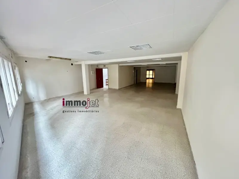 Local de 2 habitaciones en Escaldes-Engordany, foto 6 de 6