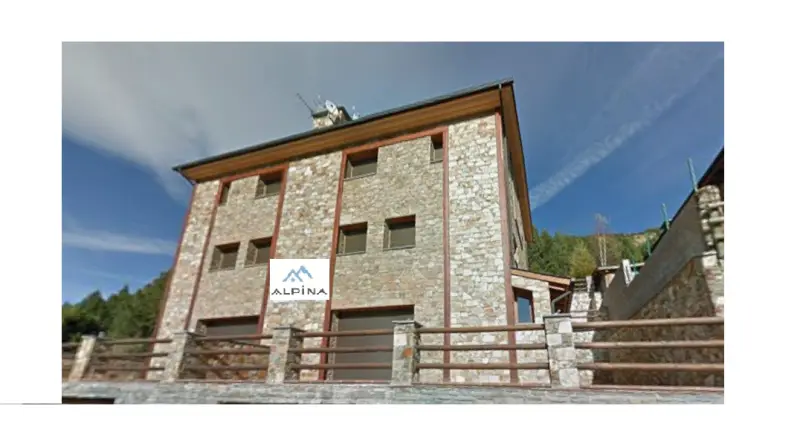Piso de 5 habitaciones en Canillo, foto 1 de 4