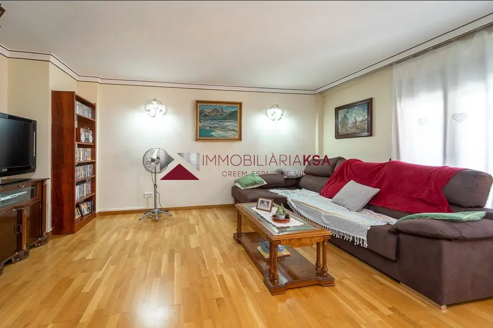 Apartamento de 4 habitaciones en Encamp, foto 4 de 10