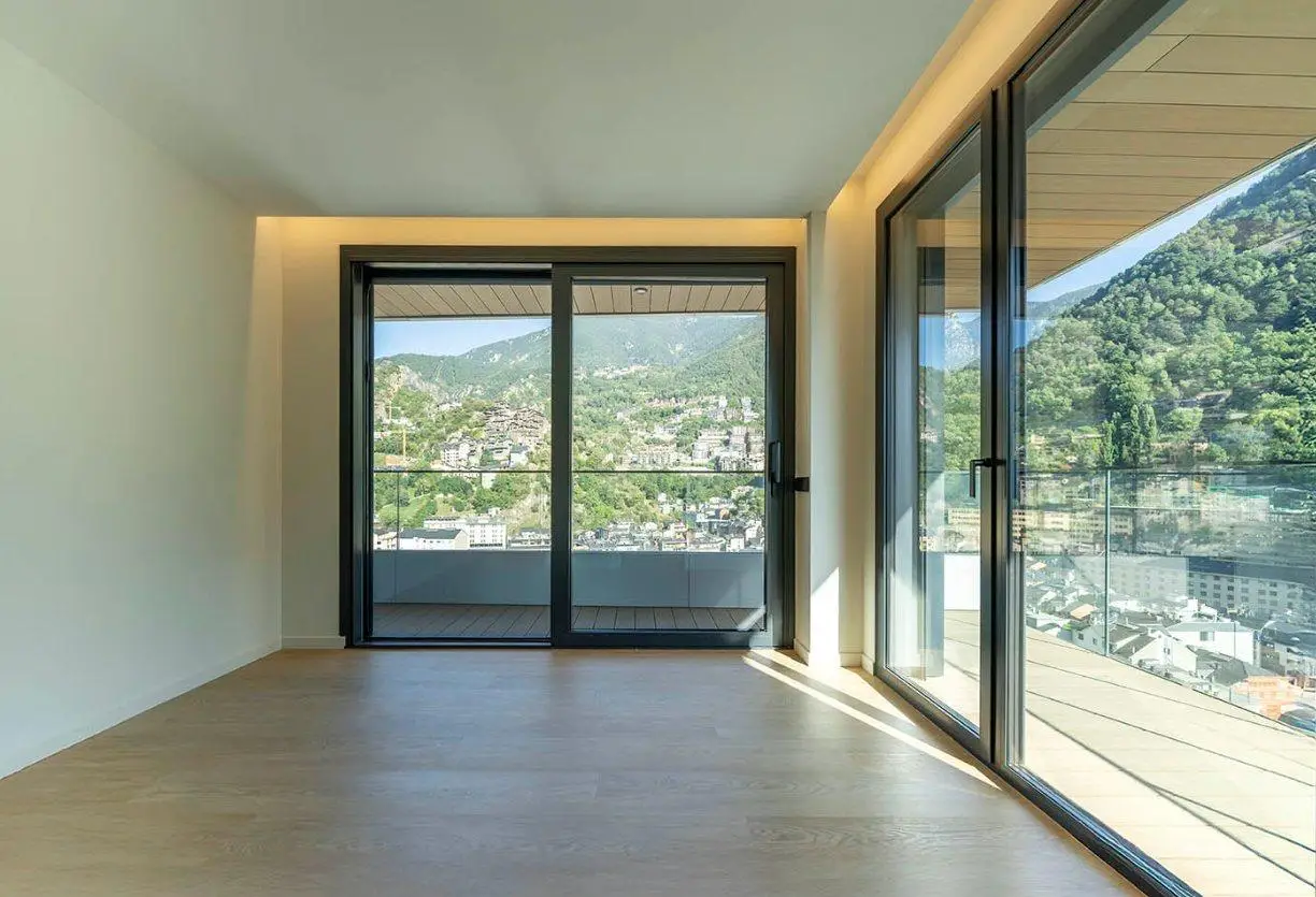 Apartamento de 4 habitaciones en Escaldes-Engordany, foto 5 de 10