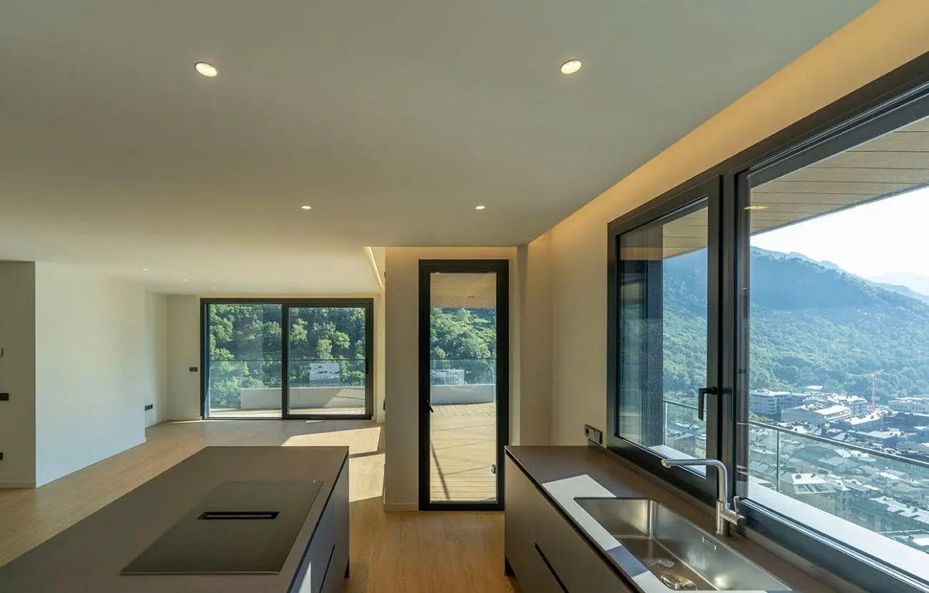 Apartamento de 4 habitaciones en Escaldes-Engordany, foto 7 de 10