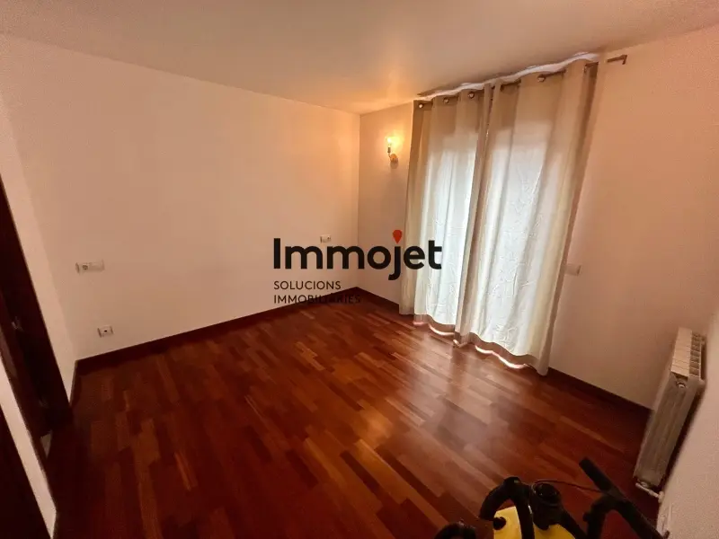 Piso de 3 habitaciones en Ordino, foto 26 de 34