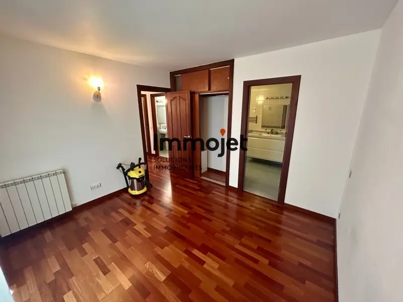 Piso de 3 habitaciones en Ordino, foto 28 de 34