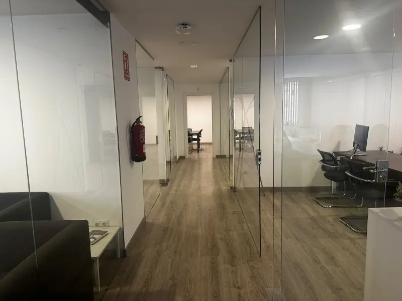 Local de 7 habitaciones en Andorra la Vella, foto 10 de 20