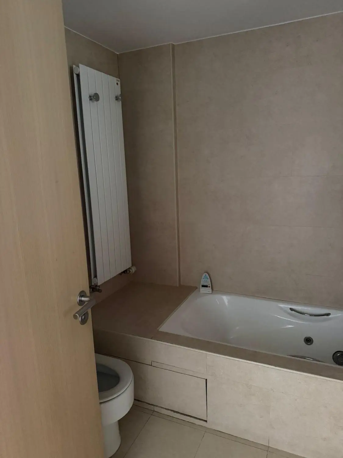 Flat with 3 bedrooms in Andorra la Vella, photo 16 of 25