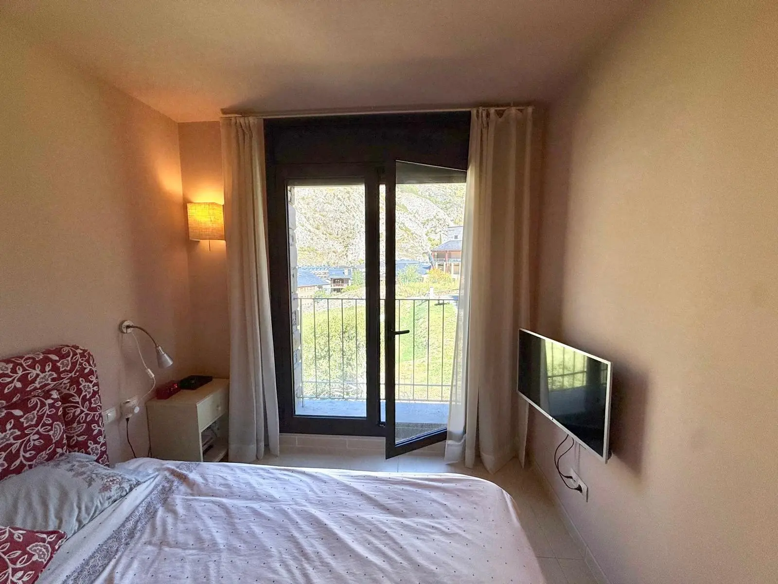 Apartamento de 2 habitaciones en Canillo, foto 8 de 15