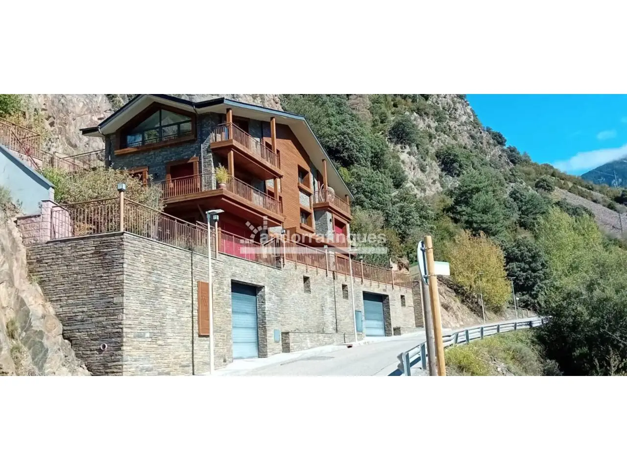 Chalet de 4 habitaciones en Escaldes-Engordany, foto 3 de 11