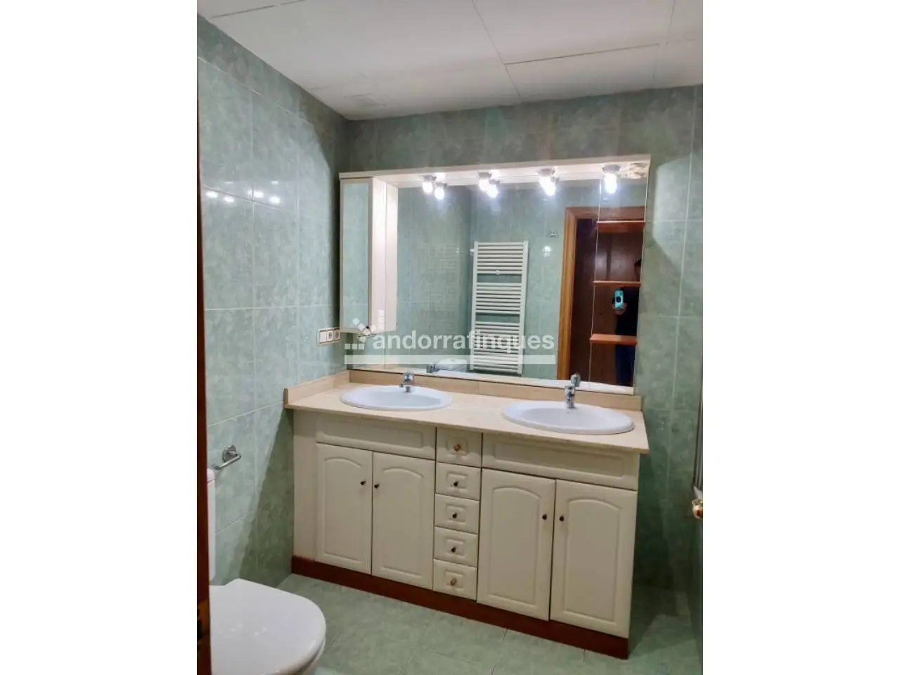 Piso de 2 habitaciones en Andorra la Vella, foto 12 de 16