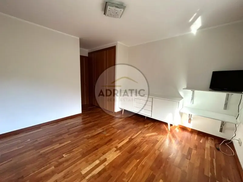 Apartamento de 2 habitaciones en Escaldes-Engordany, foto 12 de 13