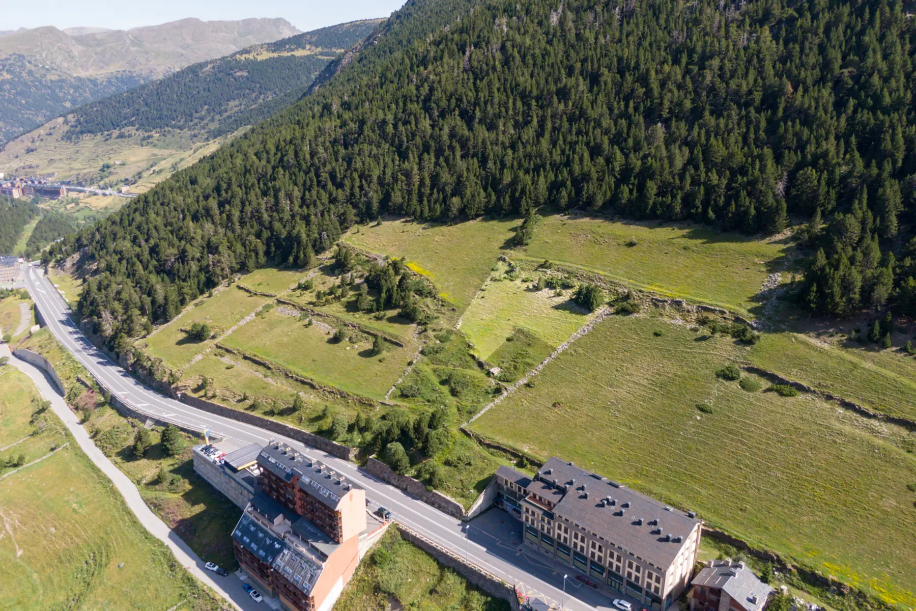 Terreny a Canillo, foto 1 de 12