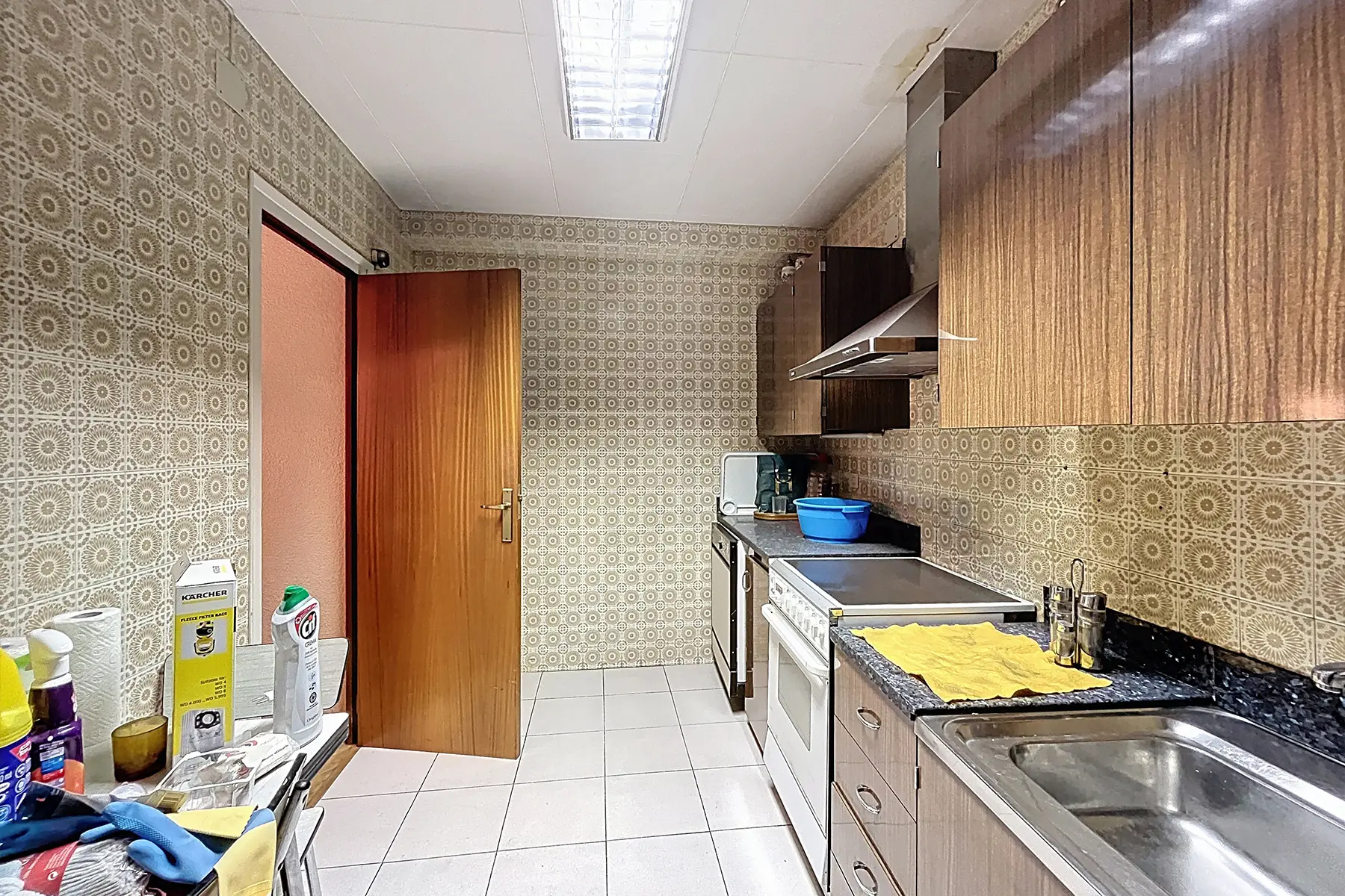 Building with 5 bedrooms in Sant Julià de Lòria, photo 30 of 38