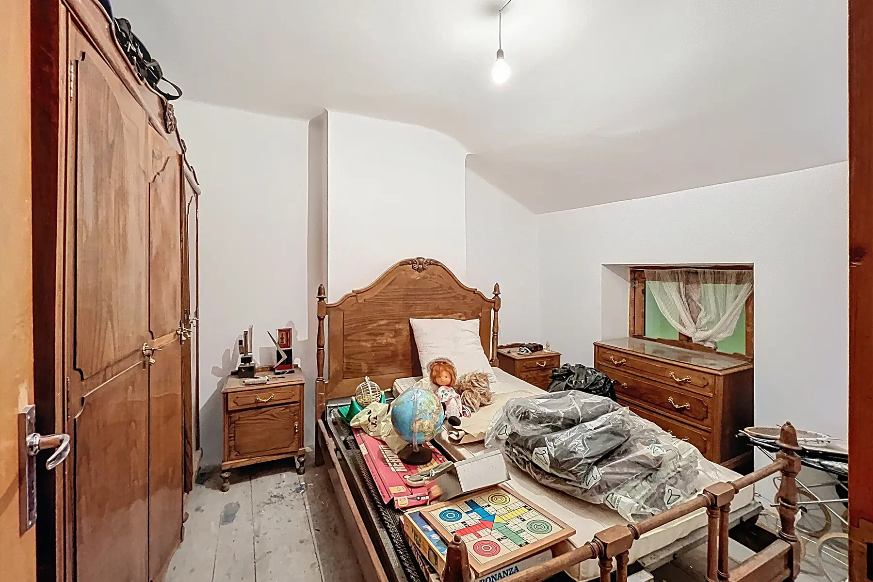 Building with 5 bedrooms in Sant Julià de Lòria, photo 37 of 38