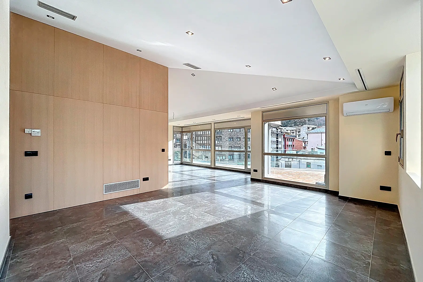 Apartament de 4 habitacions a Escaldes-Engordany, foto 8 de 49
