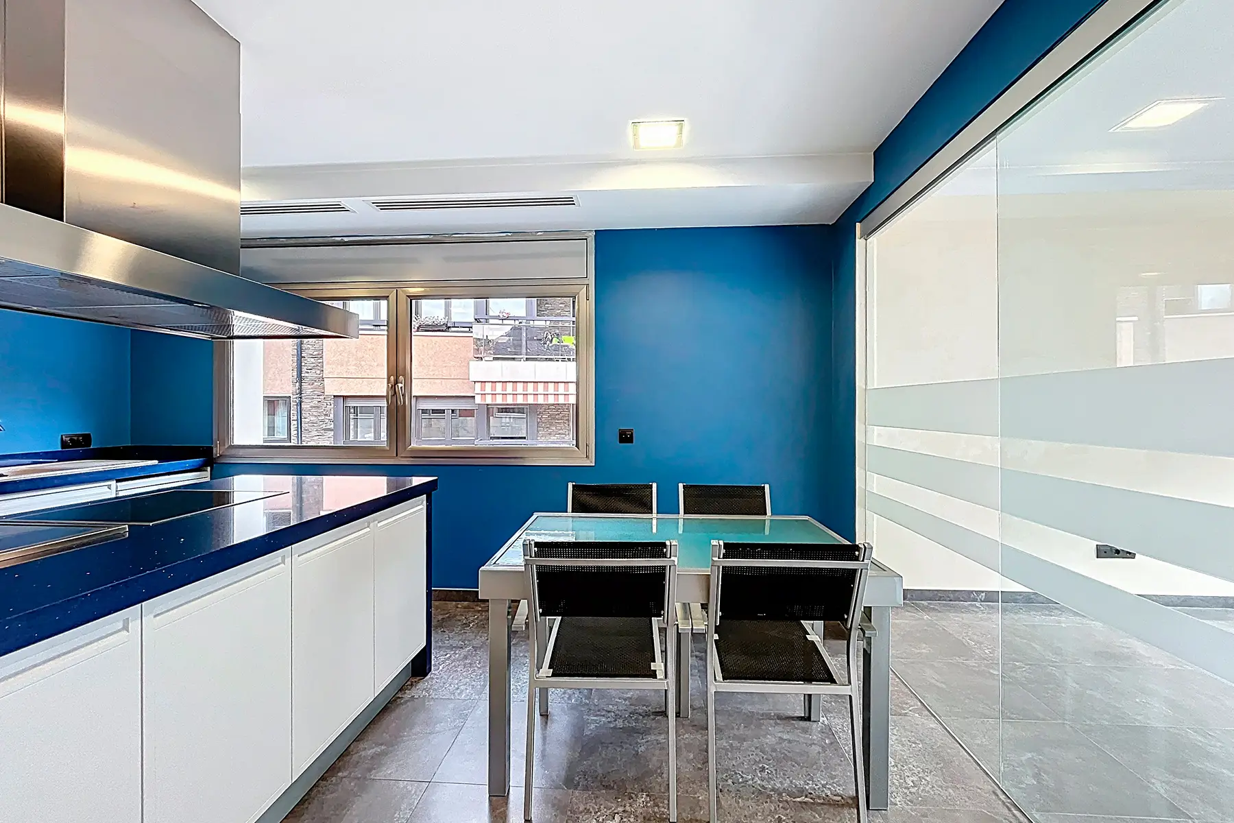 Apartament de 4 habitacions a Escaldes-Engordany, foto 23 de 49