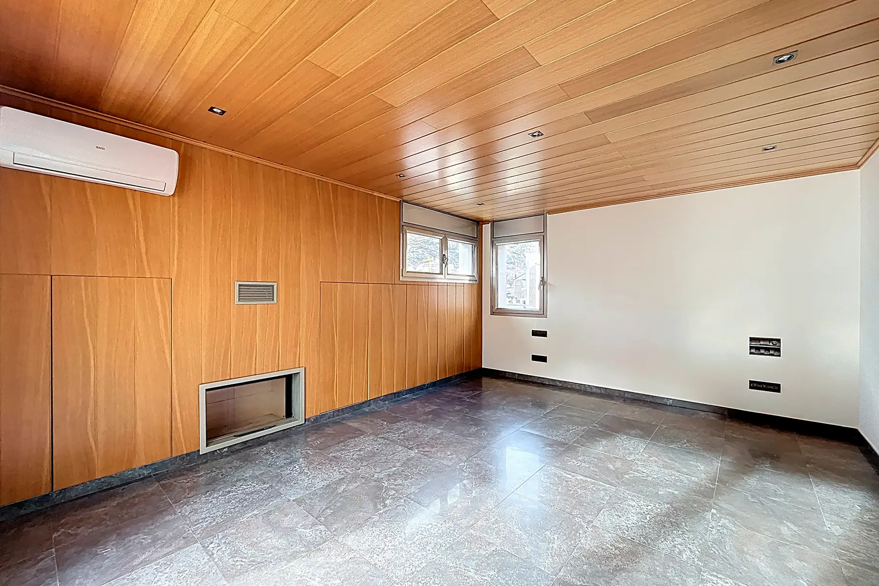 Apartament de 4 habitacions a Escaldes-Engordany, foto 27 de 49
