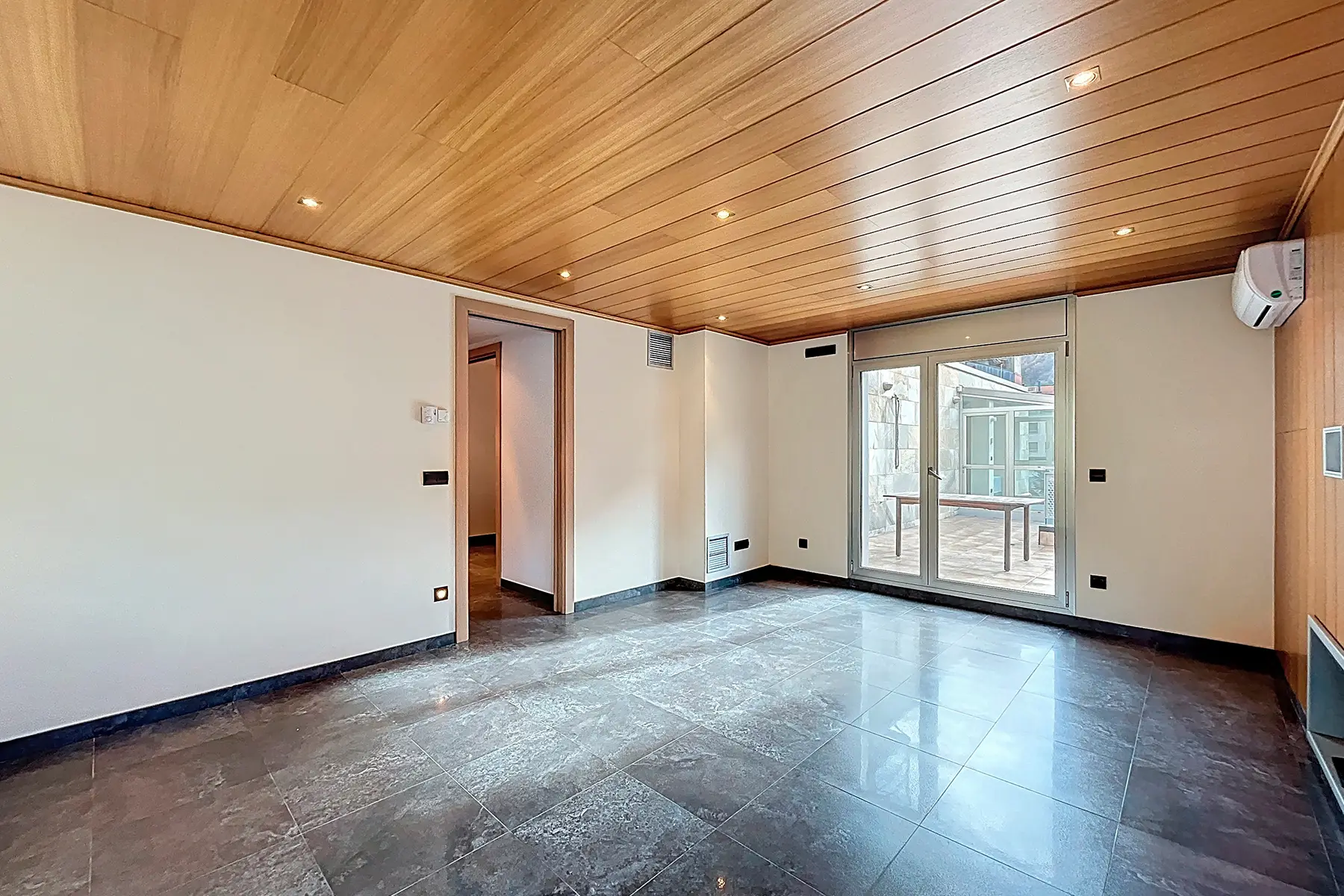 Apartament de 4 habitacions a Escaldes-Engordany, foto 29 de 49