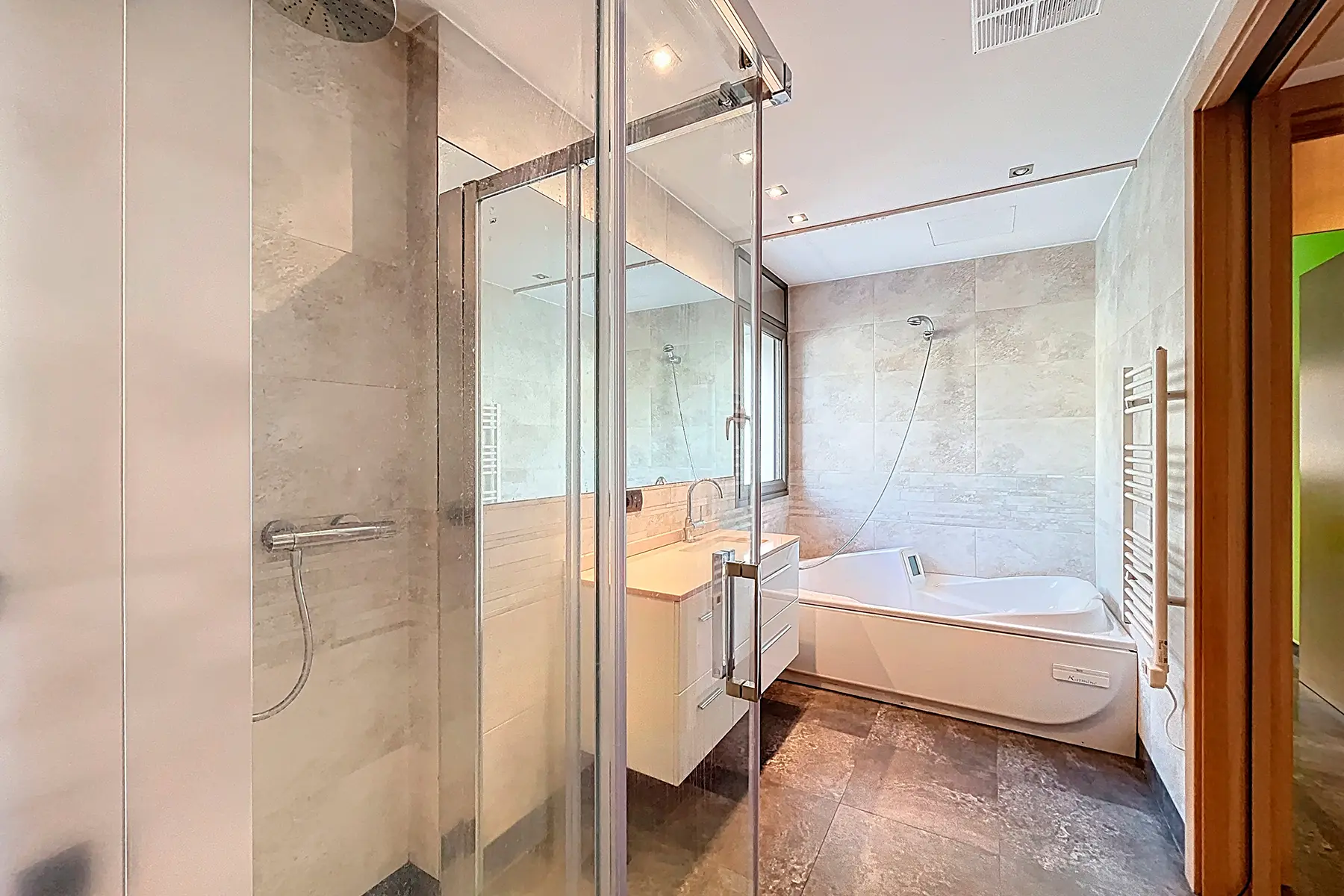 Apartament de 4 habitacions a Escaldes-Engordany, foto 33 de 49