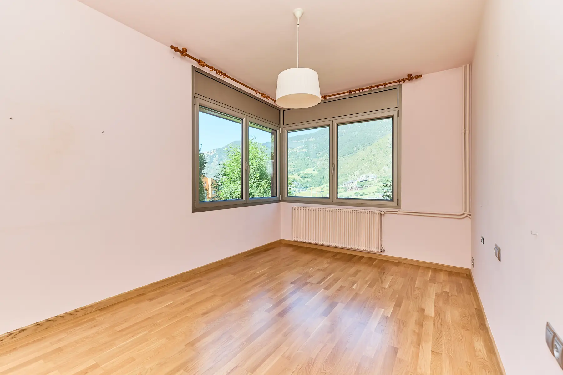 Xalet de 6 habitacions a Encamp, foto 16 de 35