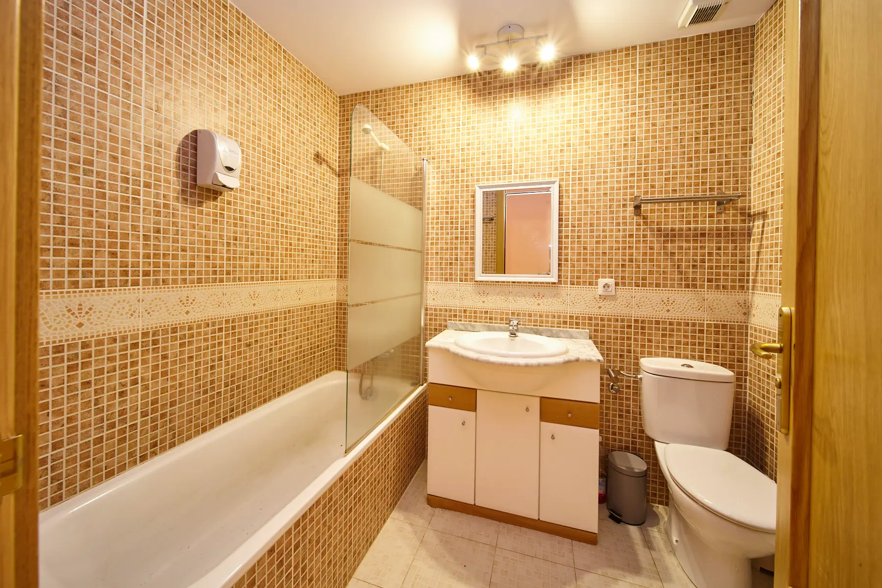 Piso de 1 habitación en Canillo, foto 6 de 13