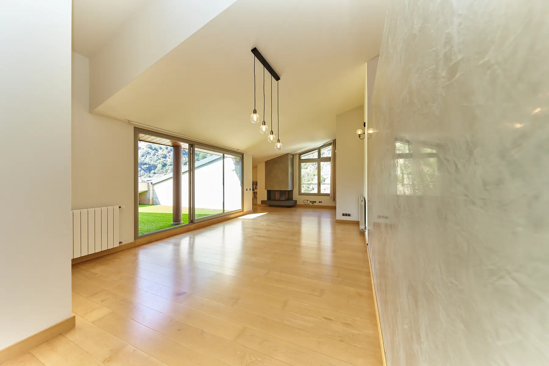 Apartamento de 3 habitaciones en Escaldes-Engordany, foto 4 de 23
