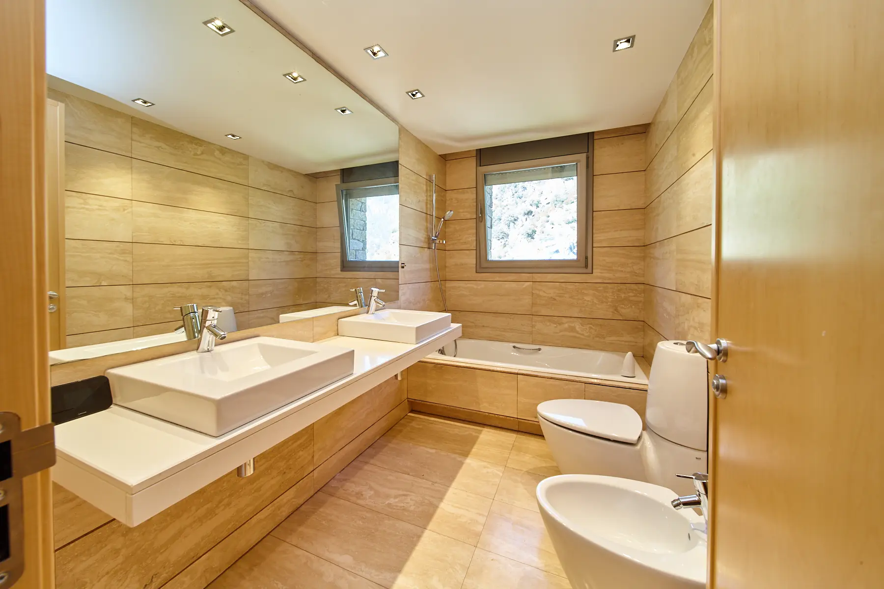 Apartamento de 3 habitaciones en Escaldes-Engordany, foto 17 de 23