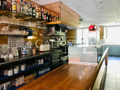 Commercial unit · 295 m², Encamp
