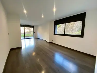 Pis · 3 hab. · 140 m², Ordino