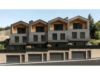 House · 3 bed · 343 m², Ordino