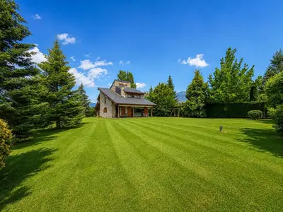 House · 5 bed · 310 m², Canillo